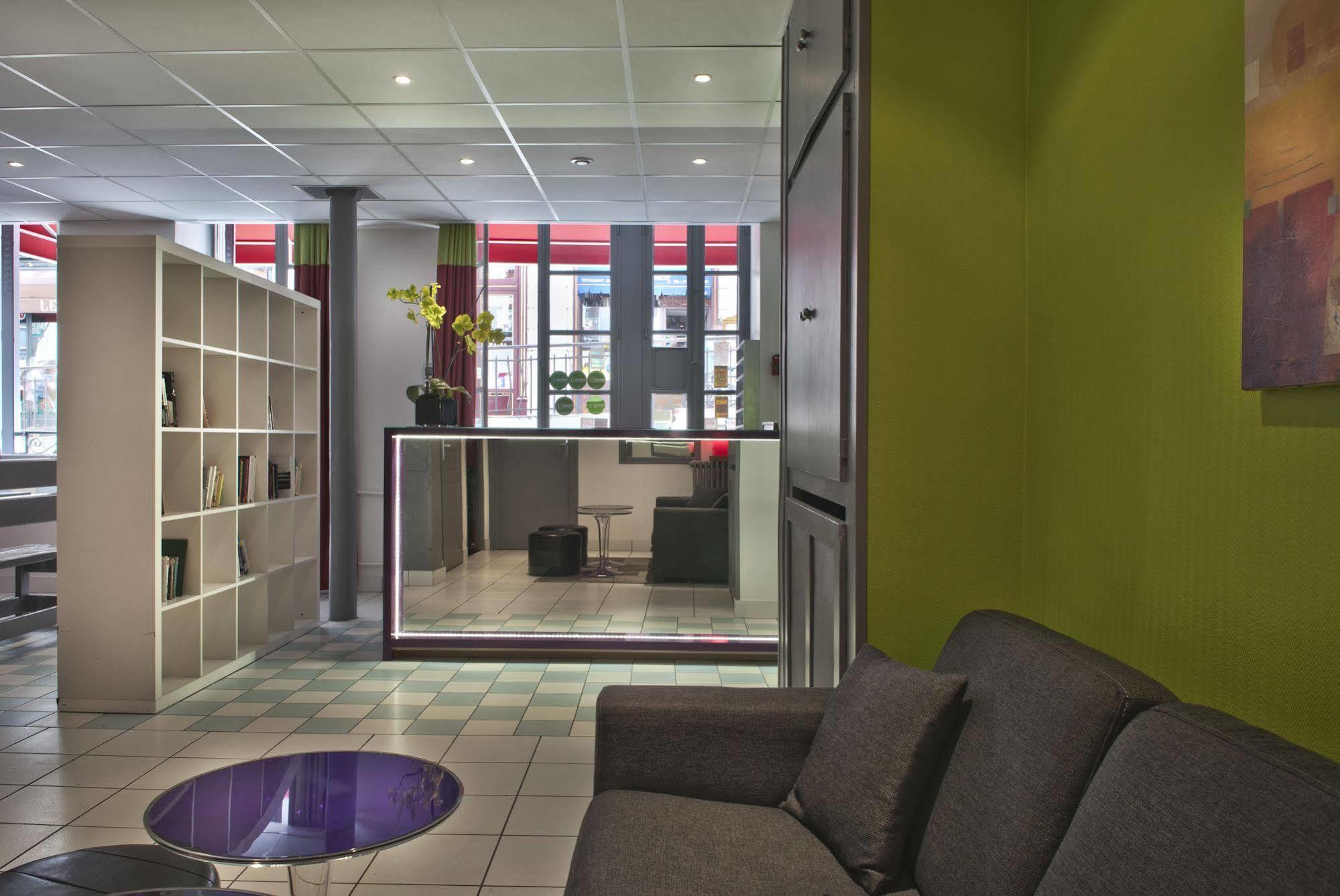 Hotel Du Commerce Paris Luaran gambar