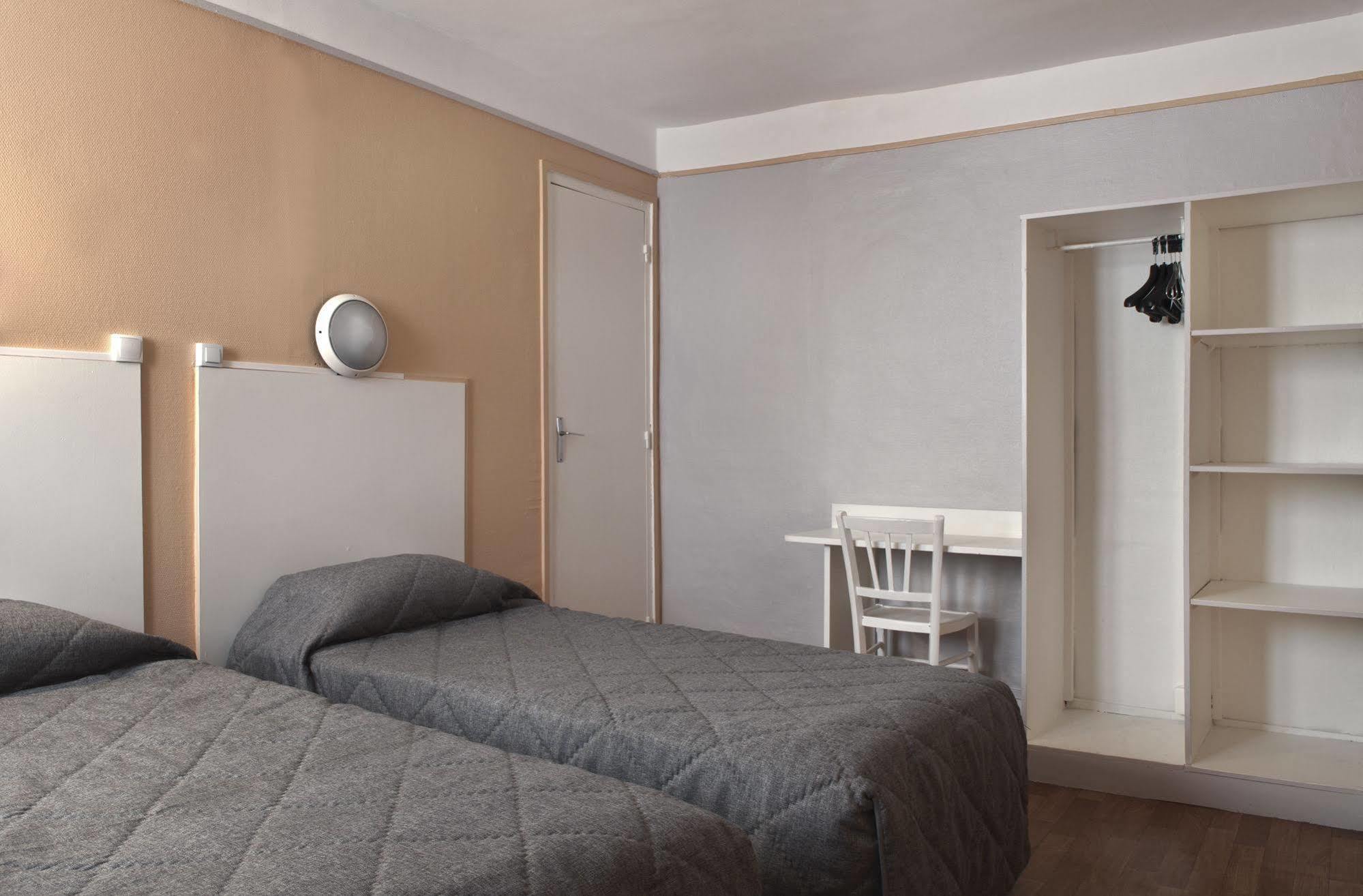 Hotel Du Commerce Paris Luaran gambar